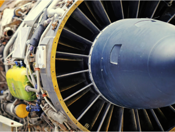 Flugzeugturbine Nahaufnahme einer Flugzeugturbine
